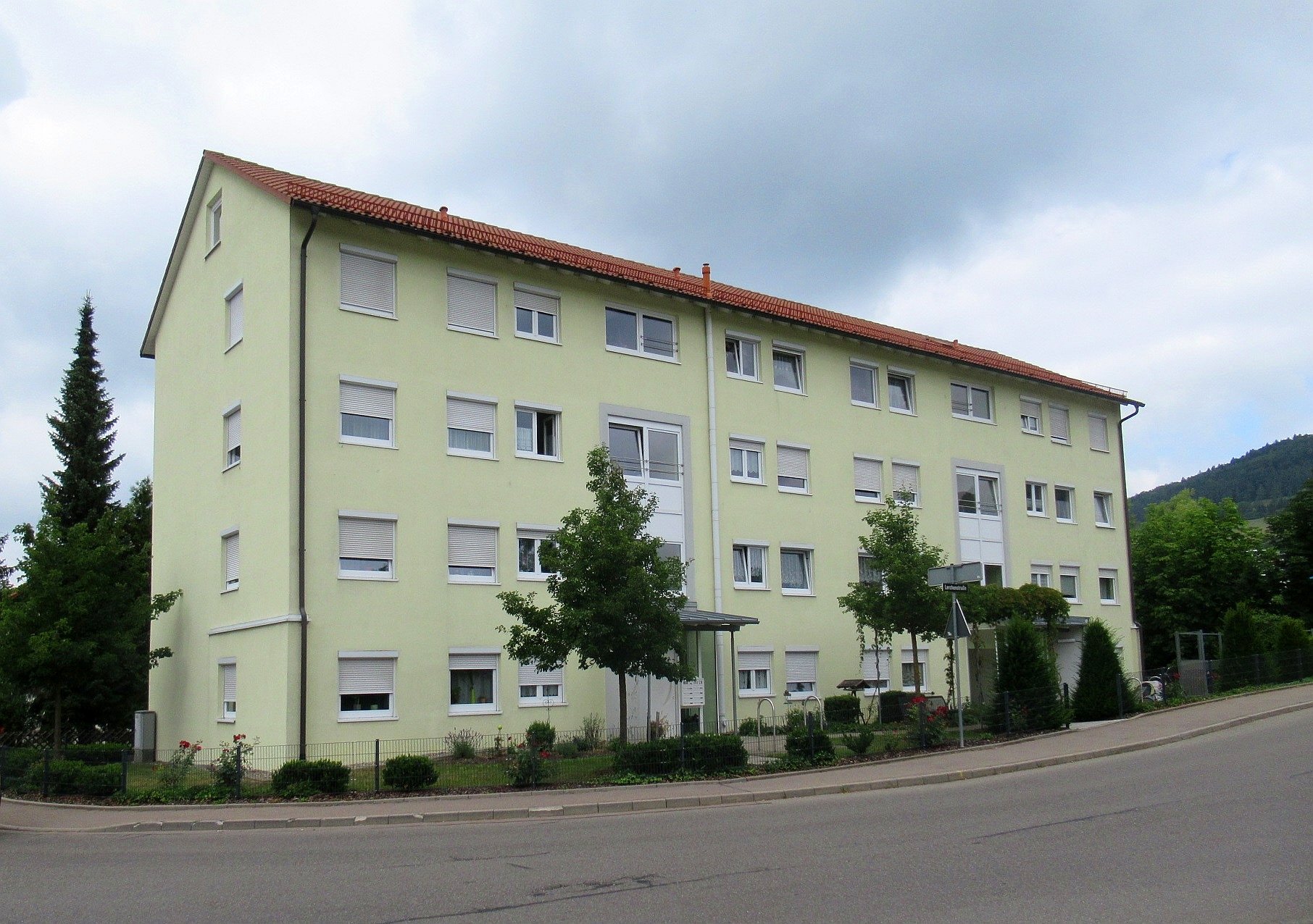 Wohnung zur Miete 592 € 3 Zimmer 74 m²<br/>Wohnfläche 4.<br/>Geschoss 01.03.2025<br/>Verfügbarkeit Lerchenstraße 26 Ebingen Albstadt 72458