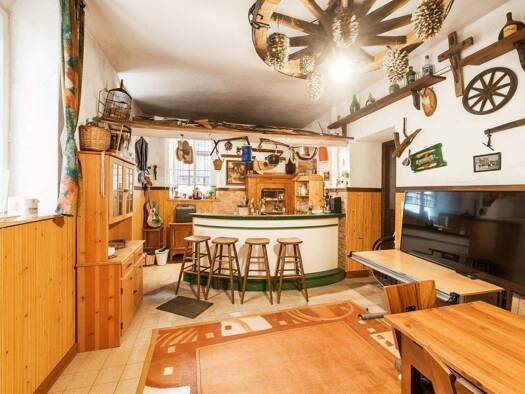 Mehrfamilienhaus zum Kauf 380.000 € 11 Zimmer 225 m² 192 m² Grundstück Wertheim 97877