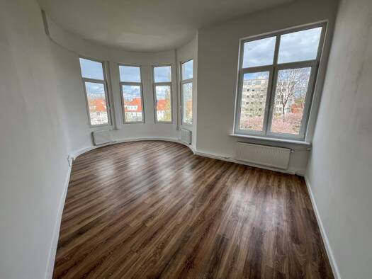 Wohnung zur Miete 850 € 4 Zimmer 104 m² 2. Geschoss Mitte Bremerhaven 27568