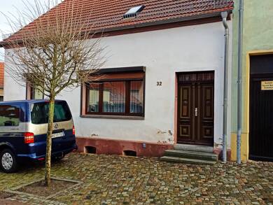 Mehrfamilienhaus zum Kauf 210.000 € 7 Zimmer 170 m² 287 m² Grundstück frei ab sofort Gransee Gransee 16775