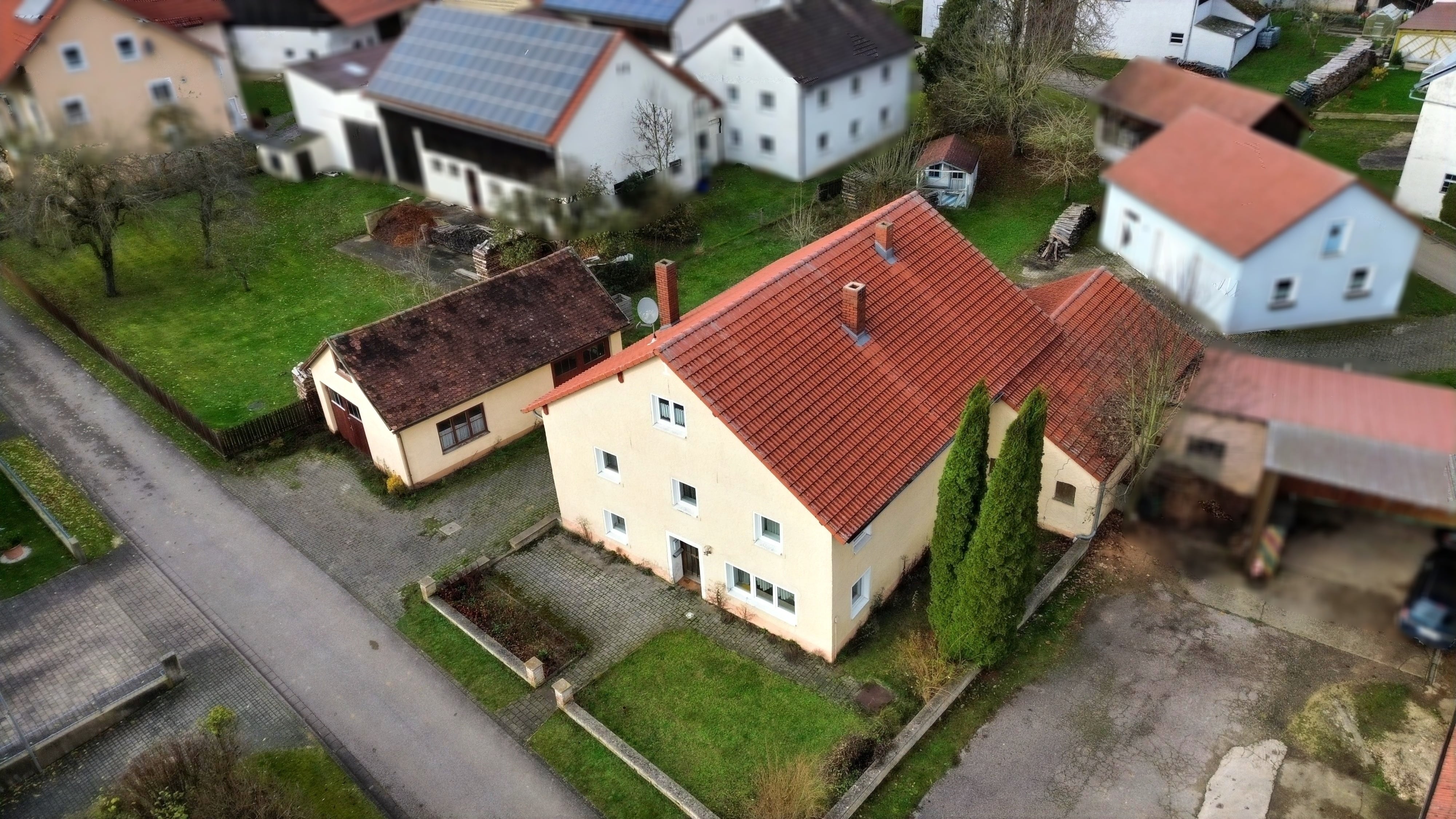 Bauernhaus zum Kauf 109.990 € 7 Zimmer 126 m²<br/>Wohnfläche 726 m²<br/>Grundstück Biburg Nennslingen 91790