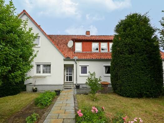 Doppelhaushälfte zum Kauf 300.000 € 5 Zimmer 125 m² 522 m² Grundstück Göttingen Göttingen 37079