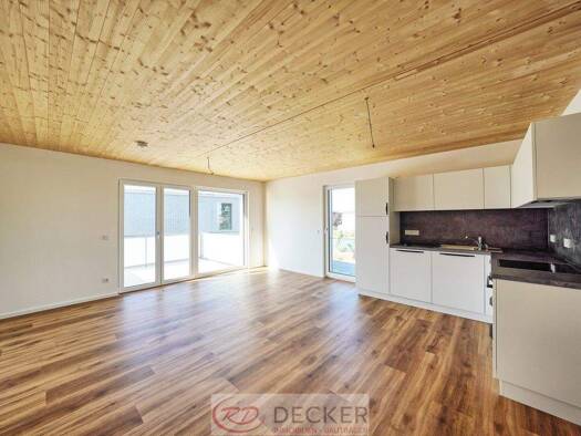 Wohnung zur Miete 1.046 € 4 Zimmer 100 m² frei ab 01.03.2026 Straubing 94315