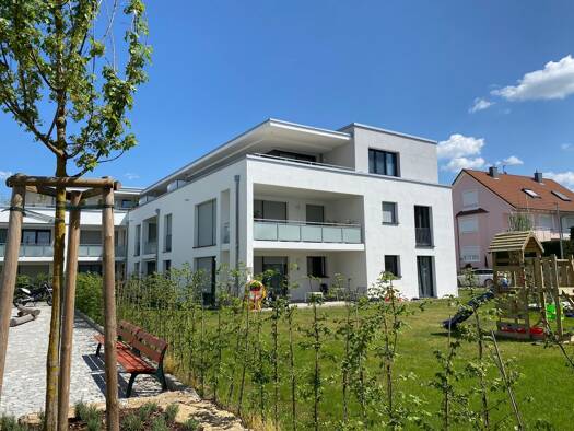 Penthouse zur Miete 1.250 € 3 Zimmer 104,6 m² Geschoss 2/2 frei ab 01.12.2026 Wendlingen Wendlingen am Neckar 73240