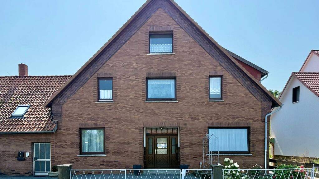 Einfamilienhaus zum Kauf 375.000 € 15 Zimmer 312,9 m² 702 m² Grundstück Hohnhorst 31559