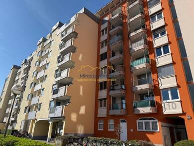Wohnung zum Kauf 249.000 € 1,5 Zimmer 35,7 m² 1. Geschoss frei ab sofort Merzhauser Straße 10 Wiehre Freiburg im Breisgau 79100