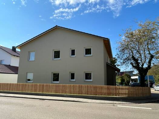 Wohnung zur Miete 1.350 € 4 Zimmer 103 m² Geschoss 1/2 frei ab 01.01.2027 Mintraching Mintraching 93098