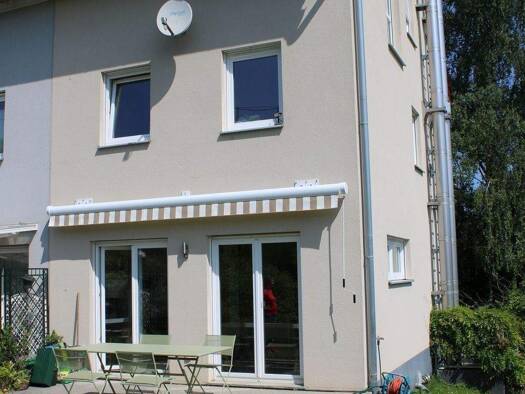 Haus zum Kauf 759.000 € 5 Zimmer 116 m² 246,9 m² Grundstück Kumpfmühl-Ziegetsdorf-Neuprüll Regensburg 93051