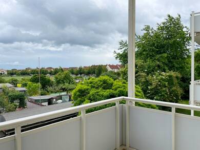 Wohnung zur Miete 830 € 4 Zimmer 93 m² 2. Geschoss frei ab sofort Otto-Richter-Straße 6 Otto-Richter-Straße Magdeburg 39116