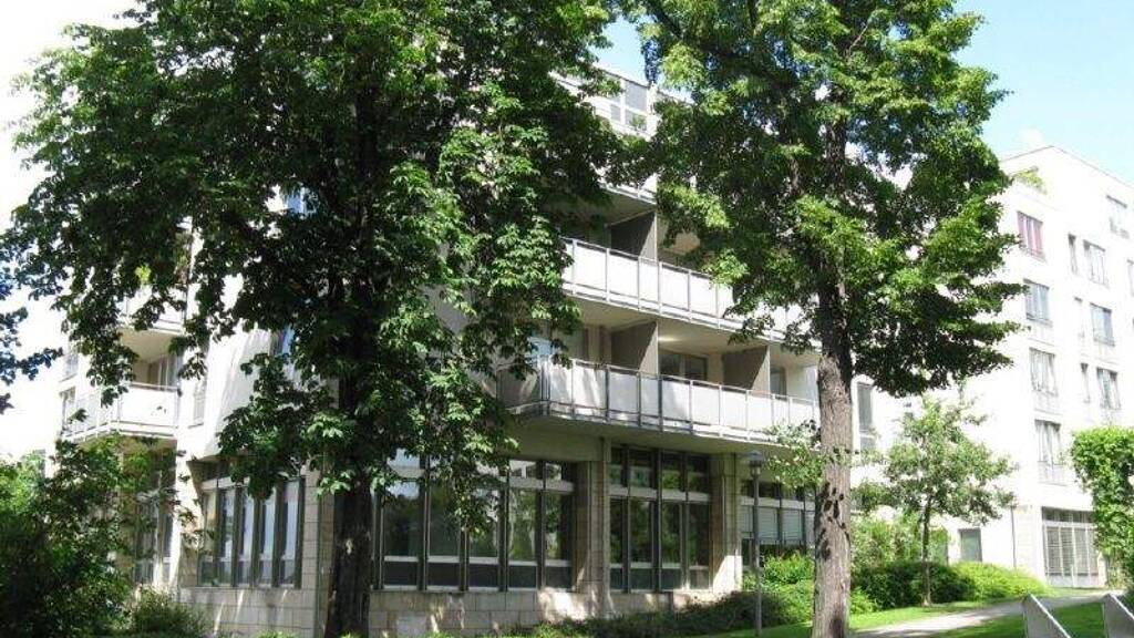 Wohnung zum Kauf 180.000 € 2 Zimmer 63,2 m² 2. Geschoss Am Brauhaus 10 Radeberger Vorstadt Dresden 01099