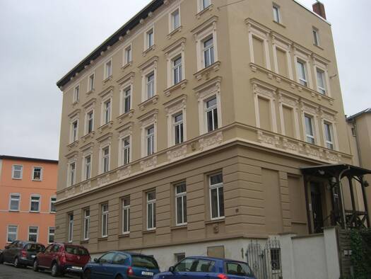 Wohnung zur Miete 450 € 4 Zimmer 91,9 m² 1. Geschoss frei ab 01.11.2026 Ostviertel Gera 07545
