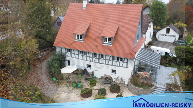 Einfamilienhaus zum Kauf 695.000 € 8,5 Zimmer 295 m²<br/>Wohnfläche 920 m²<br/>Grundstück Wald Wald 88639