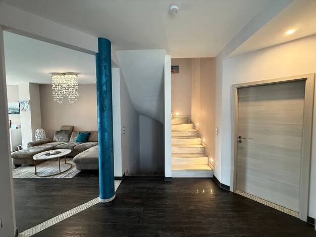 Doppelhaushälfte zum Kauf 550.000 € 8 Zimmer 163 m² 488 m² Grundstück frei ab sofort Saarwellingen Saarwellingen 66793