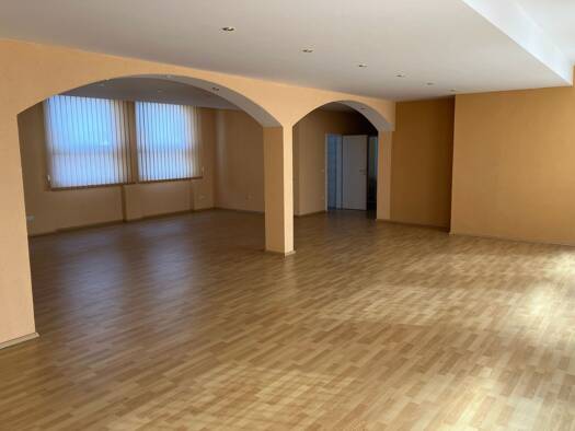 Loft zur Miete 1.550 € 2 Zimmer 147,6 m² Geschoss 1/3 frei ab sofort Froschhausen Seligenstadt 63500
