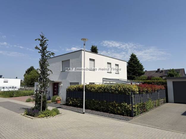 Einfamilienhaus zur Miete 2.200 € 6 Zimmer 172 m² 420 m² Grundstück Kohlscheid Herzogenrath 52134