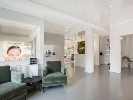 Studio zum Kauf 259.000 € 7 Zimmer 182 m² Essen 45131