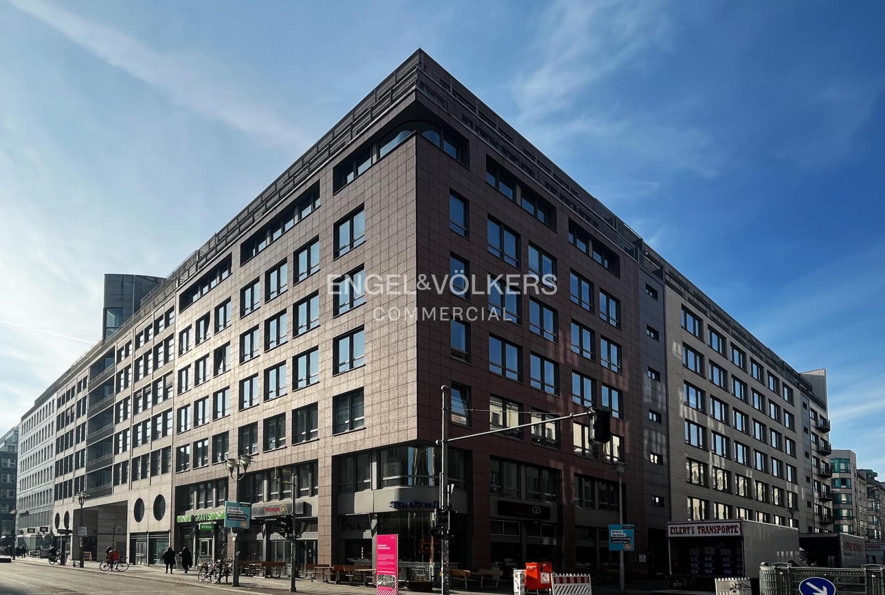 Büro-/Praxisfläche zur Miete 32,50 € 1.438,2 m²<br/>Bürofläche ab 300 m²<br/>Teilbarkeit Mitte Berlin 10117