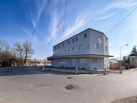 Sonstiges zum Kauf als Kapitalanlage geeignet 1.290.000 € 20 Zimmer 519,3 m² 928 m² Grundstück Ansfelden 4053