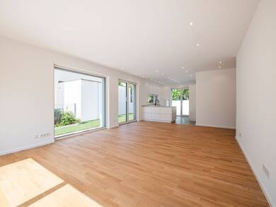 Einfamilienhaus zur Miete - Erstbezug 4.400 € 3 Zimmer 197 m² 422 m² Grundstück frei ab 01.08.2025 München 81477