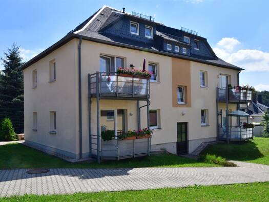 Wohnung zur Miete 268 € 2 Zimmer 44 m² 1. Geschoss frei ab 01.09.2026 Äußere Stollberger Straße 76 Oelsnitz Oelsnitz/Erzgebirge 09376