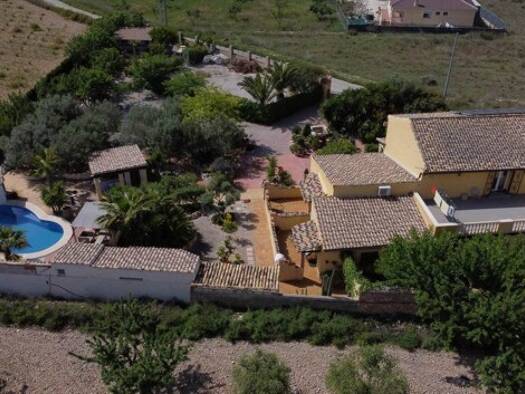 Haus zum Kauf 850.000 € 10 Zimmer 455 m² 2.614 m² Grundstück Alicante 03689
