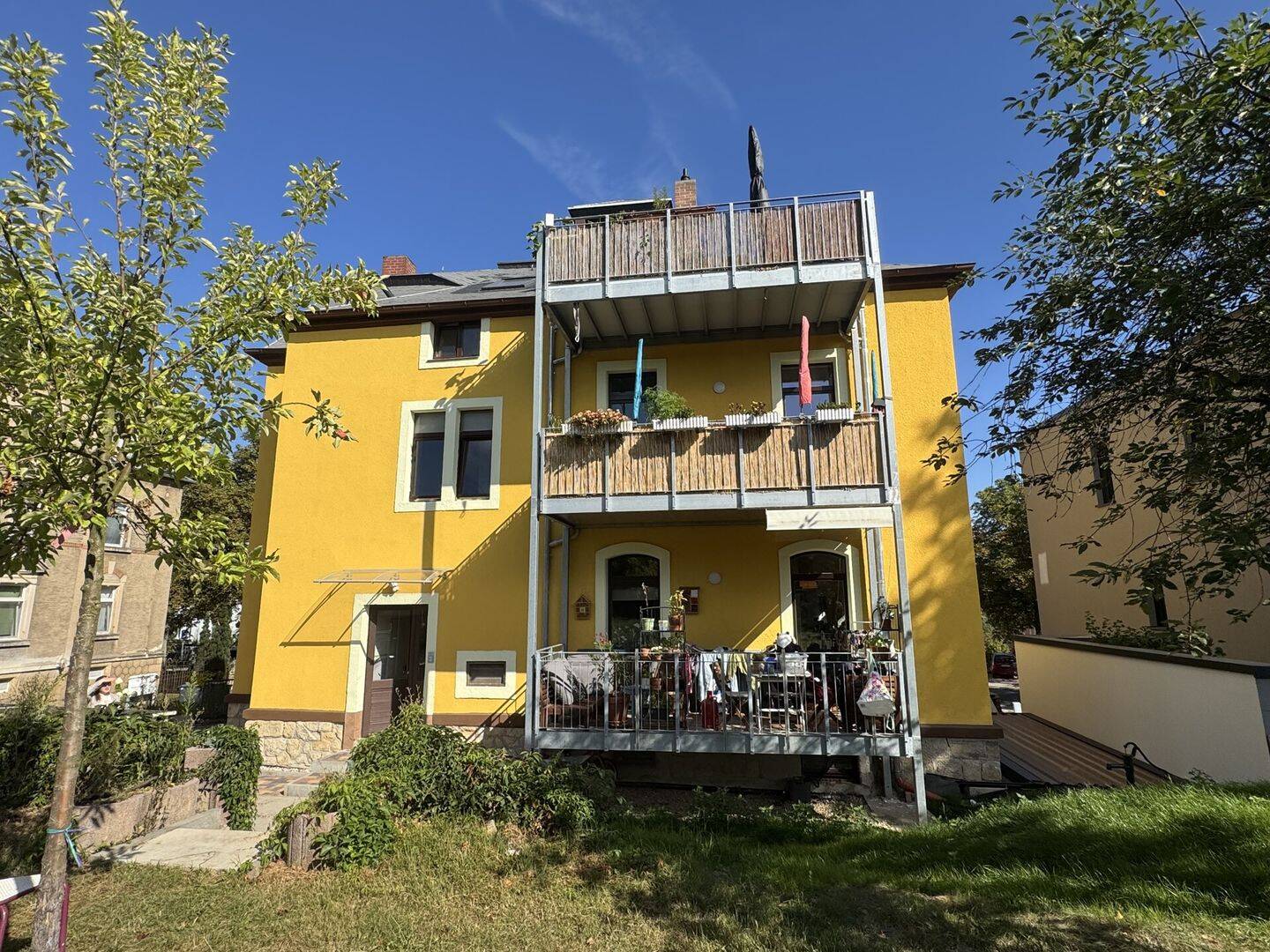 Property thumbnail 2