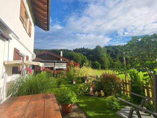 WG-Zimmer zum Kauf 649.500 € 2,5 Zimmer 95 m² EG frei ab sofort Schwaig Irschenberg 83737