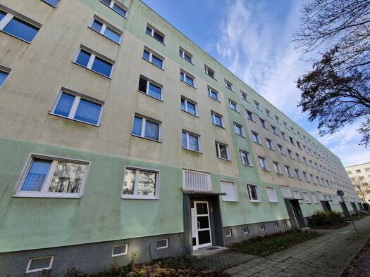 Wohnung zur Miete 349 € 3 Zimmer 56,8 m² 2. Geschoss Arnold-Zweig-Str. 49 Leipziger Str. Magdeburg 39120