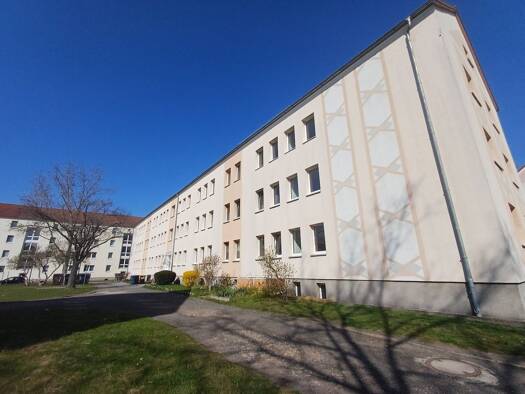 Wohnung zur Miete 371 € 3 Zimmer 58,8 m² 1. Geschoss Wernsdorfer Straße 5 Merseburg 06217