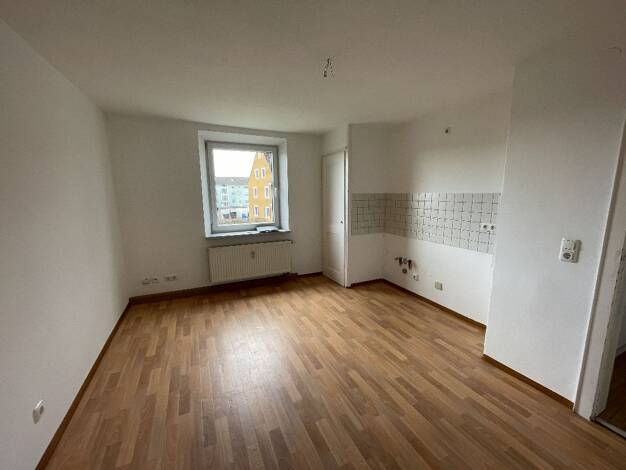 Wohnung zur Miete 267 € 2 Zimmer 36,1 m² 1. Geschoss frei ab 01.08.2026 Karl-Hofbauer-Str. 21 Altenstadt Altenstadt a.d.Waldnaab 92665
