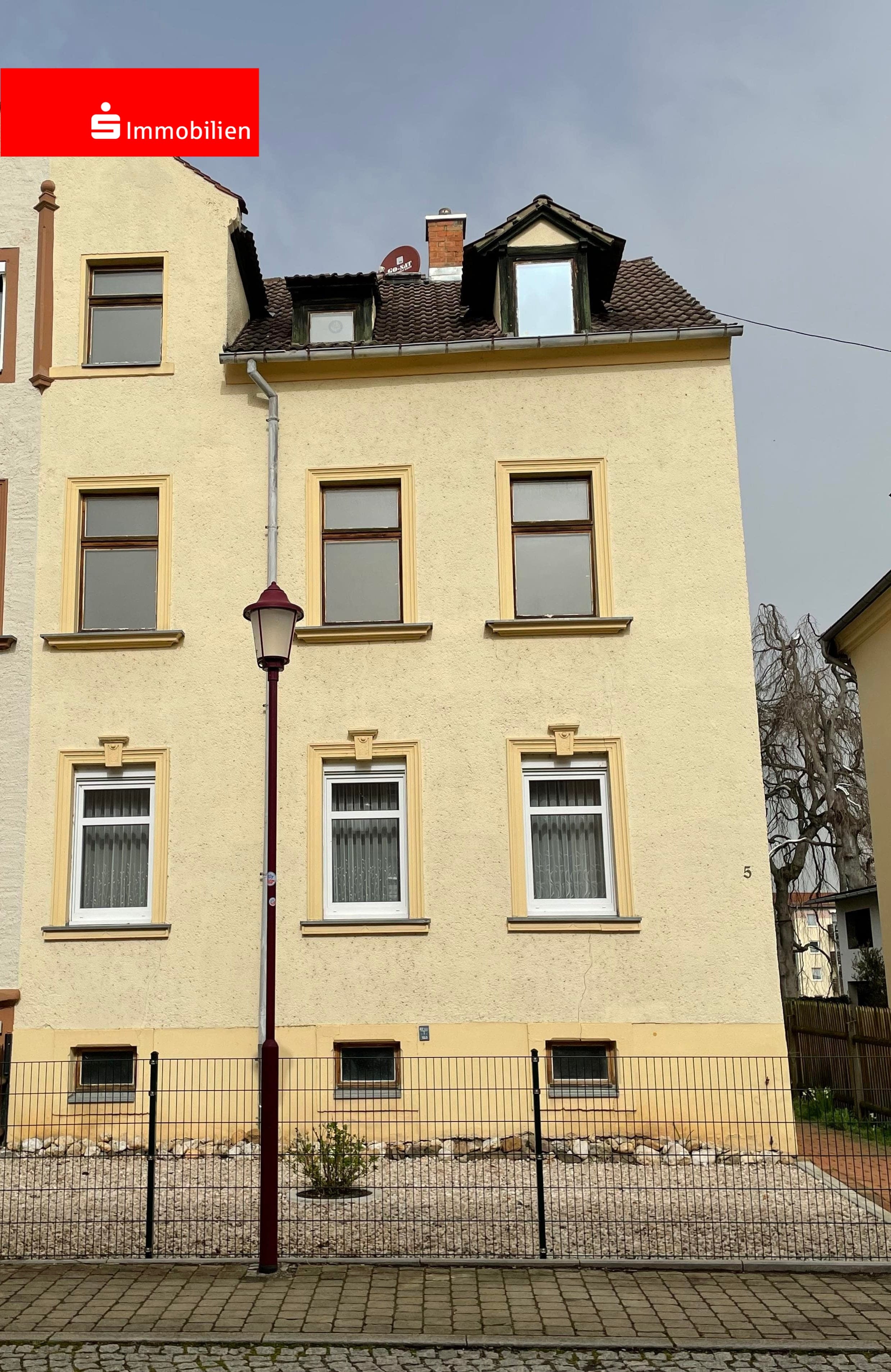 Doppelhaushälfte zum Kauf 150.000 € 7 Zimmer 150 m²<br/>Wohnfläche 314 m²<br/>Grundstück ab sofort<br/>Verfügbarkeit Bad Köstritz Bad Köstritz 07586