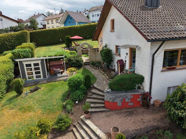 Einfamilienhaus zum Kauf 429.000 € 3 Zimmer 134,5 m² 887 m² Grundstück frei ab sofort Guldenenstraße 7 Bräunlingen Bräunlingen 78199
