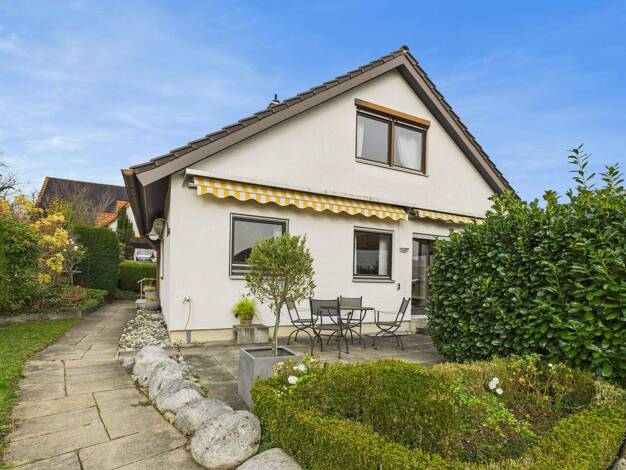 Einfamilienhaus zum Kauf 649.000 € 7 Zimmer 152,6 m² 814 m² Grundstück Sondelfingen Reutlingen / Sondelfingen 72766