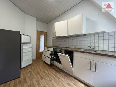 Wohnung zur Miete 336 € 2,5 Zimmer 61 m² Dachgeschoss Bockauer Talstraße 11 Aue 08280