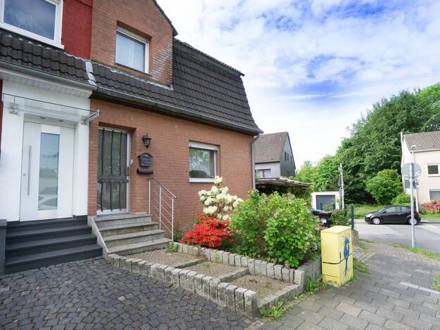 Doppelhaushälfte zum Kauf 240.000 € 3 Zimmer 80 m² 238 m² Grundstück Heißen Mülheim an der Ruhr 45472