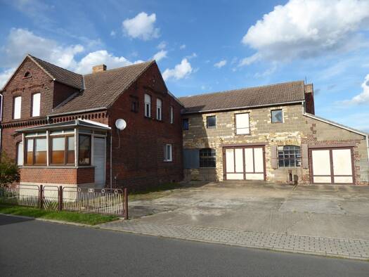 Bauernhaus zum Kauf 185.000 € 6 Zimmer 185 m² 3.361 m² Grundstück frei ab sofort Gallin 39 Mühlanger Zahna-Elster 06895