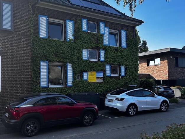 Doppelhaushälfte zur Miete 1.680 € 8 Zimmer 180 m² 307 m² Grundstück Linderner Straße 69 Heinsberg Heinsberg 52525