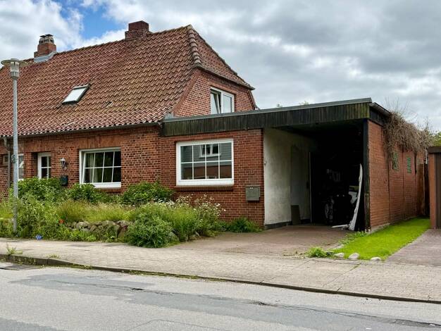 Doppelhaushälfte zum Kauf 165.000 € 4 Zimmer 90 m² 476 m² Grundstück Niebüll 25899