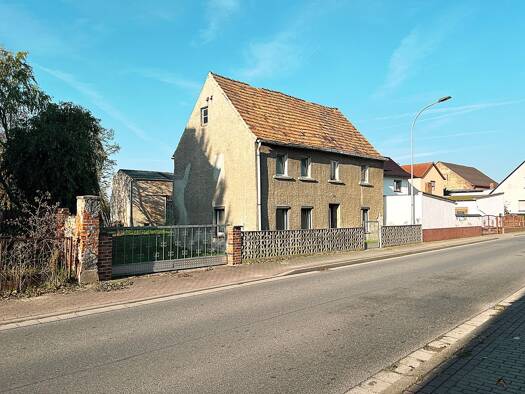 Einfamilienhaus zum Kauf 6.000 € 3 Zimmer 80 m² Falkenberger Straße 11 Koßdorf Mühlberg/Elbe 04895