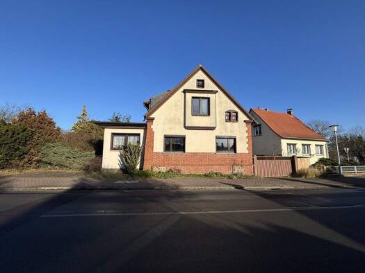 Mehrfamilienhaus zum Kauf 109.000 € 11 Zimmer 256,3 m² 2.722 m² Grundstück Börgitz Stendal 39576