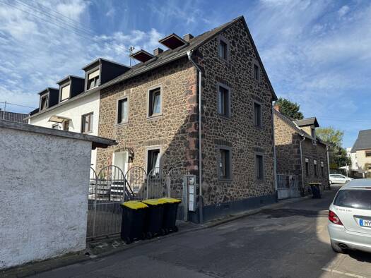 Reihenendhaus zum Kauf 214.000 € 5 Zimmer 129,7 m² 127,4 m² Grundstück Miesenheim Andernach 56626