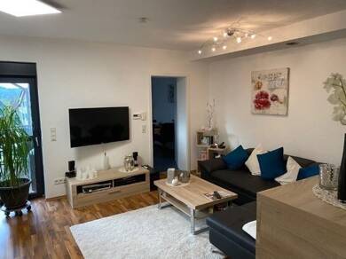 Wohnung zur Miete 750 € 2 Zimmer 77,2 m² Geschoss EG/2 frei ab sofort Merzig Merzig 66663