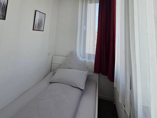 Wohnung zur Miete auf Zeit 995 € 1 Zimmer 18 m² frei ab 01.11.2026 Niederrad Frankfurt am Main 60528