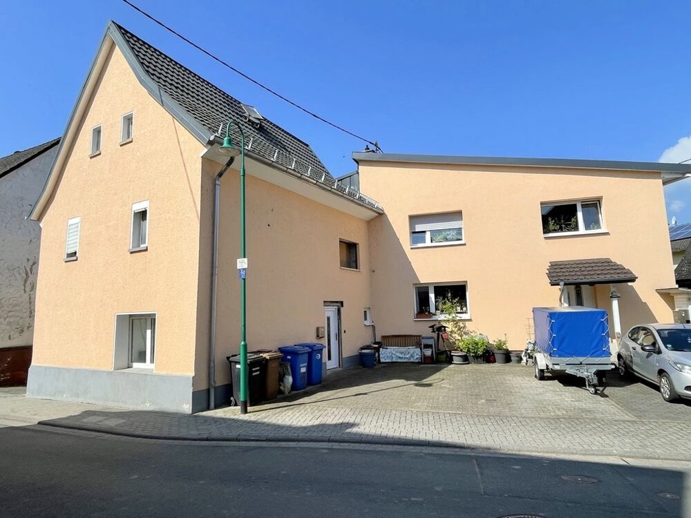 Mehrfamilienhaus zum Kauf 478.000 € 355 m²<br/>Wohnfläche 974 m²<br/>Grundstück Niedertiefenbach Beselich / Niedertiefenbach 65614