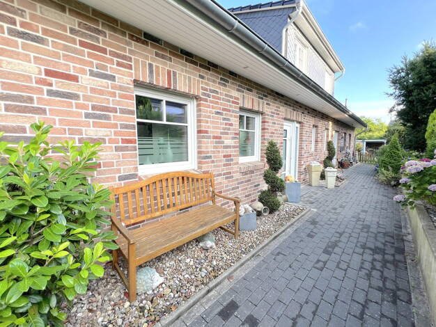 Doppelhaushälfte zur Miete 1.950 € 4 Zimmer 125 m² 480 m² Grundstück frei ab 01.07.2026 Anne-Jennfeldt-Straße 19 Oststeinbek 22113