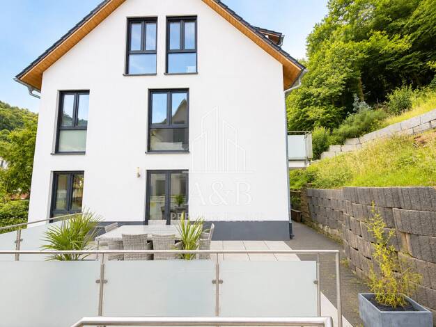 Doppelhaushälfte zum Kauf 899.000 € 5,5 Zimmer 192 m² 749 m² Grundstück Ziegelhausen Heidelberg 69118