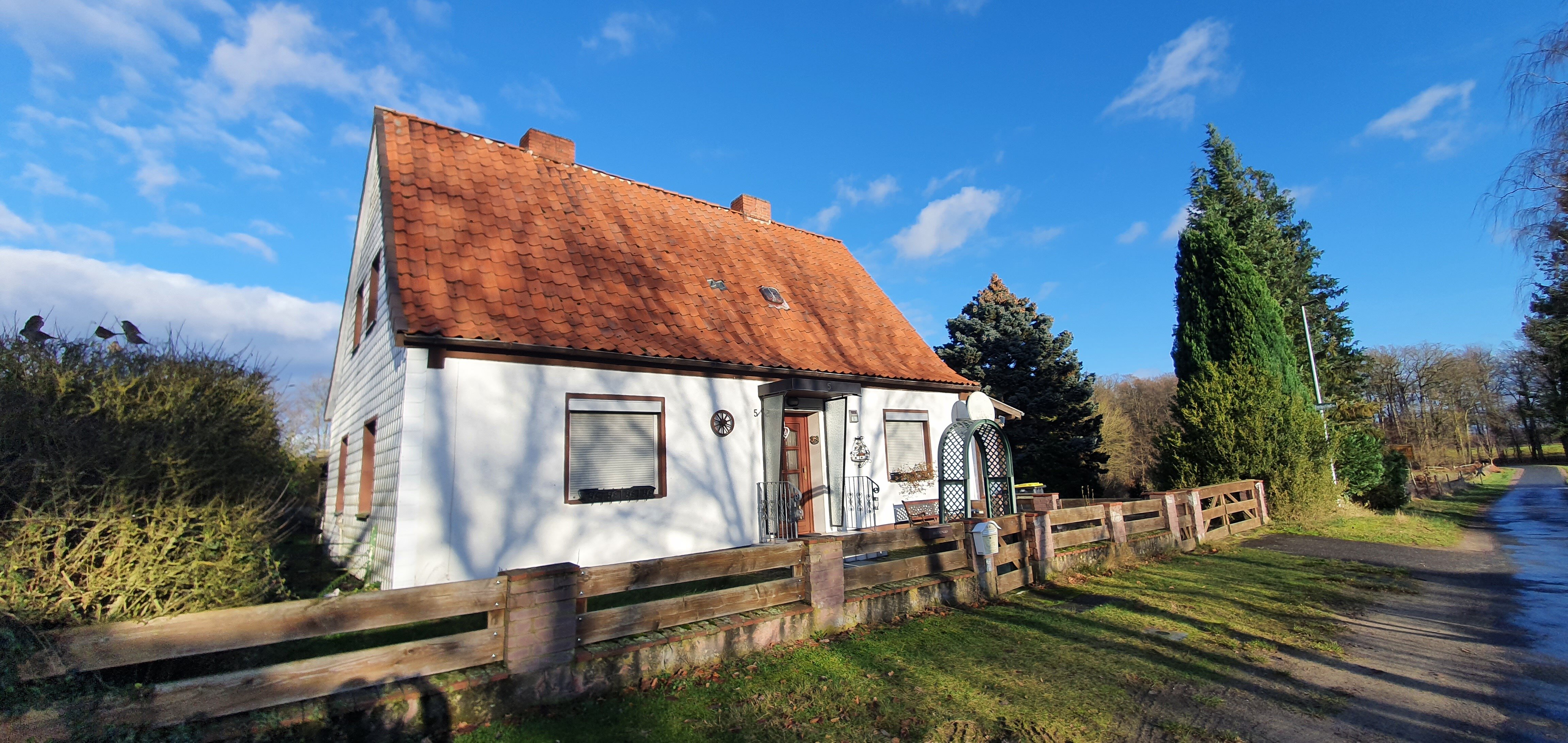 Haus zum Kauf 145.000 € 5,5 Zimmer 128 m²<br/>Wohnfläche 2.723 m²<br/>Grundstück Jameln Jameln 29479