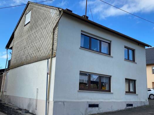Einfamilienhaus zum Kauf 149.000 € 8 Zimmer 180 m² 311 m² Grundstück Bergen 55608