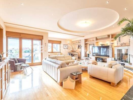 Haus zum Kauf 7 Zimmer 850 m² Pantovcak Tuskanac