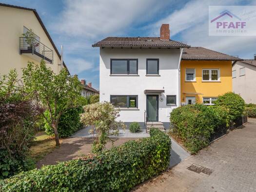 Doppelhaushälfte zum Kauf 499.000 € 7 Zimmer 130,7 m² 227 m² Grundstück Worblingen Rielasingen-Worblingen 78239